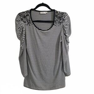 Country Casuals CC Rushed Sleeves Black and White Striped Top Size Small